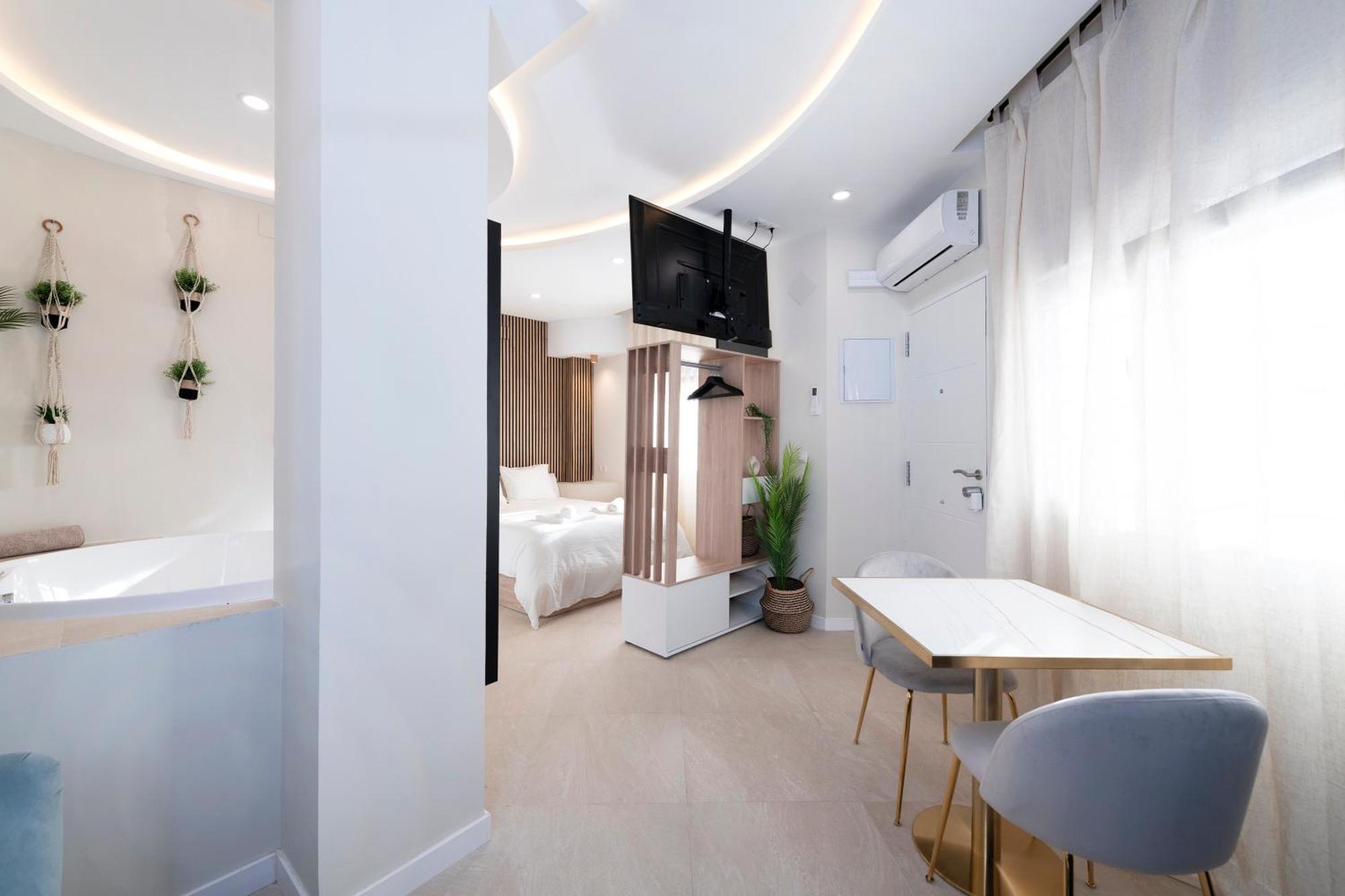 דירות Malaga Boutique V.V Luxury Jacuzzy מראה חיצוני תמונה
