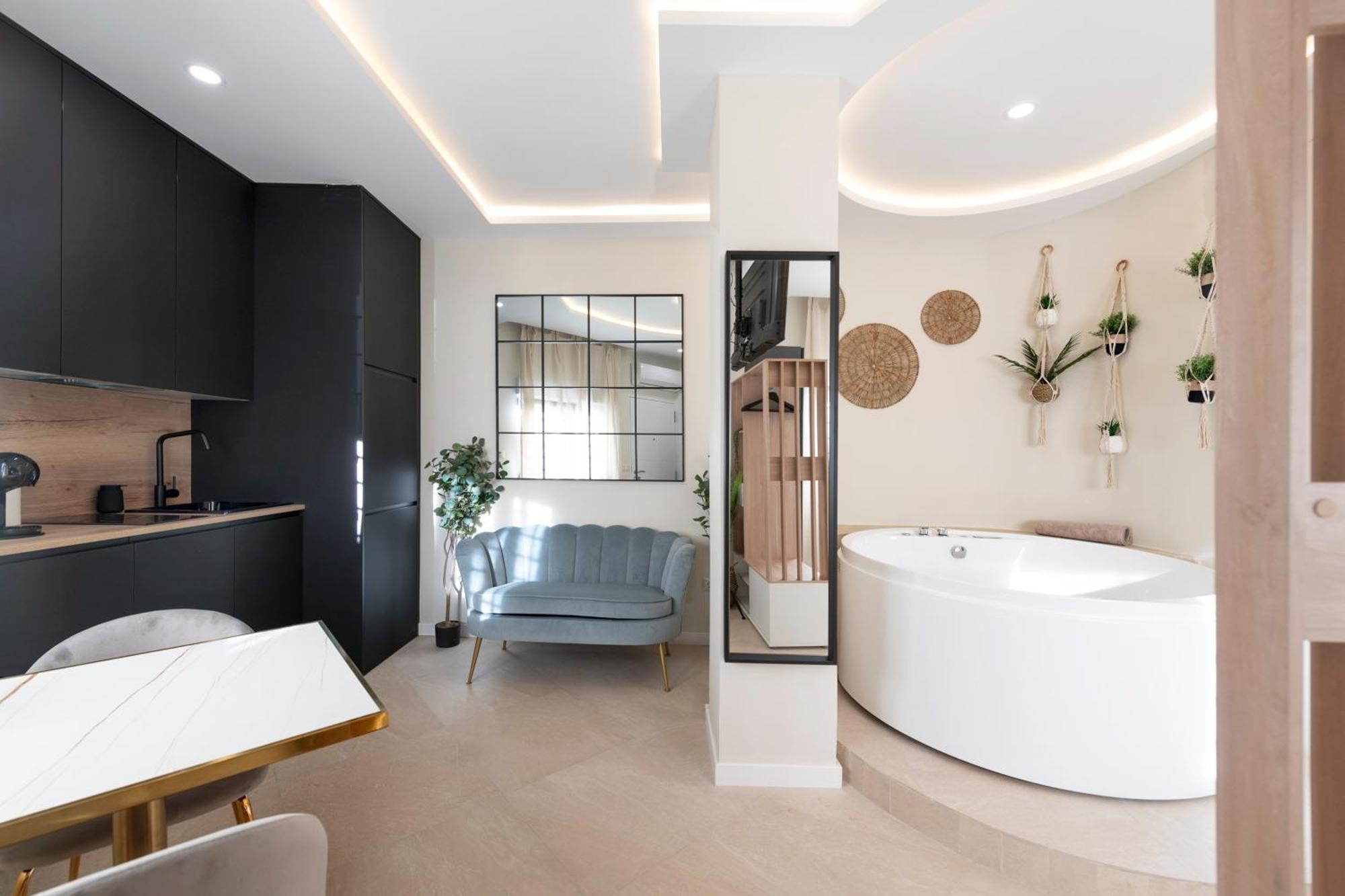 דירות Malaga Boutique V.V Luxury Jacuzzy מראה חיצוני תמונה